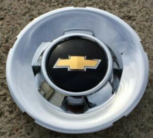 TAR51 TAPA RIN CHEV CHEYENNE 1500/ SUBURBAN 07-13 CROMADA (POR PIEZA)