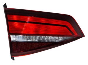 CALO1561 CALAVERA VW JETTA A6 BICENTENARIO 15-18 INT S/ARNES OSCURA (ROJO/BLANCO) LH OPTIMO