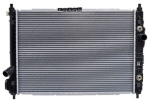 RACAE10 RADIADOR CV AVEO 10-18/ G3 10-18 L4 1.6 LTS CON ENFRIADOR ATRAS C/S AA AUT 23 5/8X16 1/2X26MM ALUM SOLD NZL