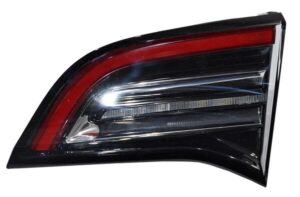 CVTM317IR CALAVERA TESLA MOD 3 17-23 INT LEDS 260306 DER
