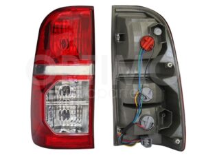 FCNT0712 CALAVERA IZQ C/ARNES (ROJO/BLANCO/BLANCO) HILUX 12-15